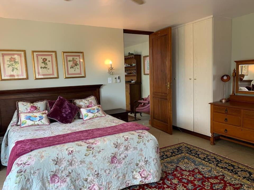 Mountain Rose Guesthouse لويس تريشارد المظهر الخارجي الصورة