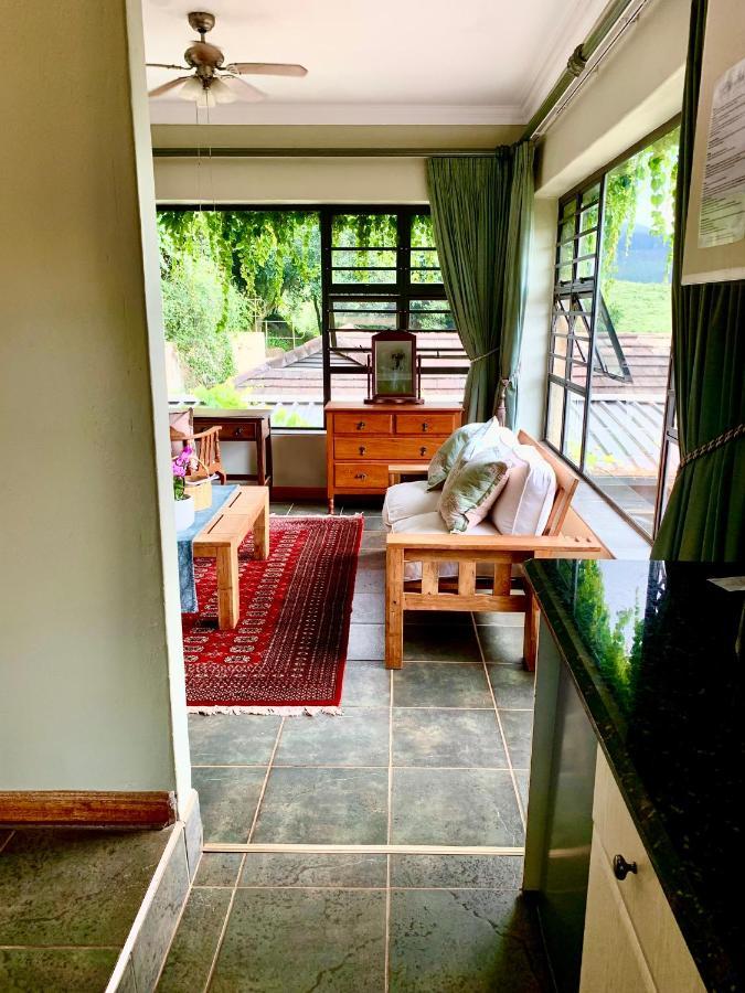 Mountain Rose Guesthouse لويس تريشارد المظهر الخارجي الصورة