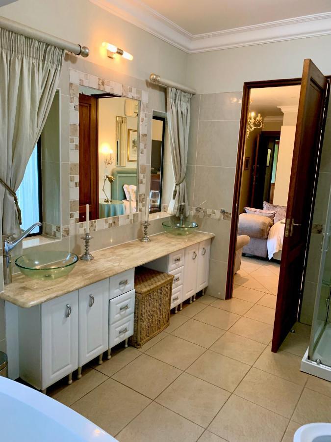 Mountain Rose Guesthouse لويس تريشارد المظهر الخارجي الصورة